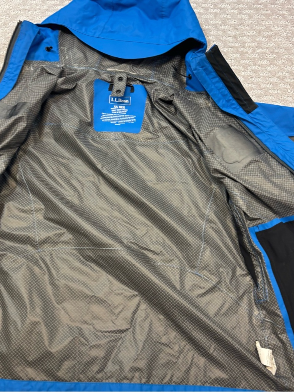 L.L. Bean TEK‎ O2 Storm Rain Jacket Women's Sz XS  Blue Zip Local News Branded - Picture 6 of 8